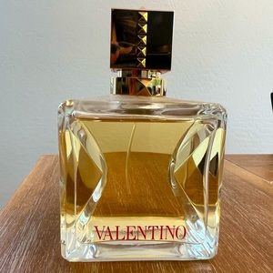 Valentino Voce Viva Eau De Parfum